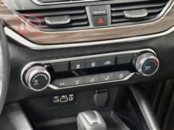 نيسان ألتيما